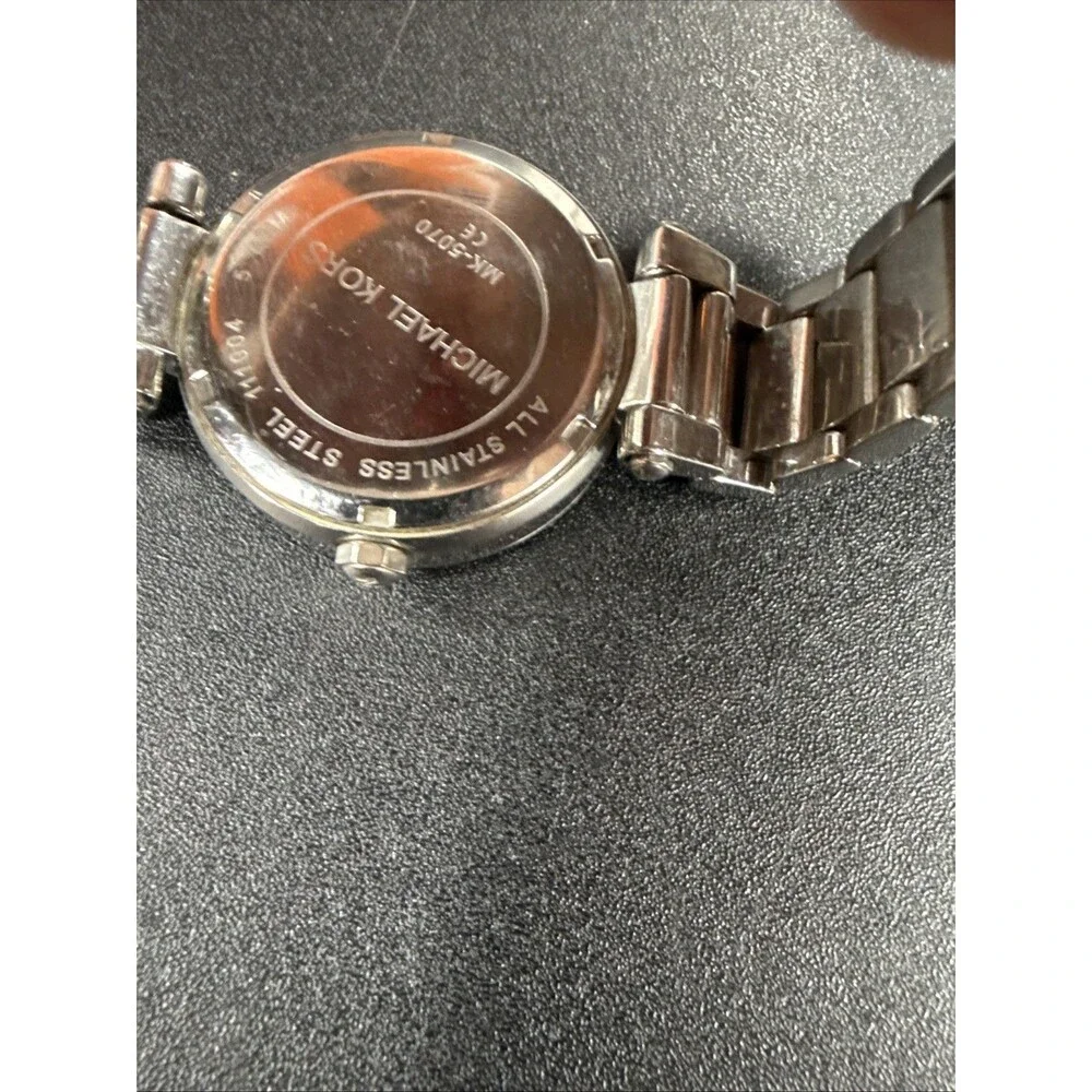 Michael Kors | MK5070 Women's Stainless Steel Watch Tested